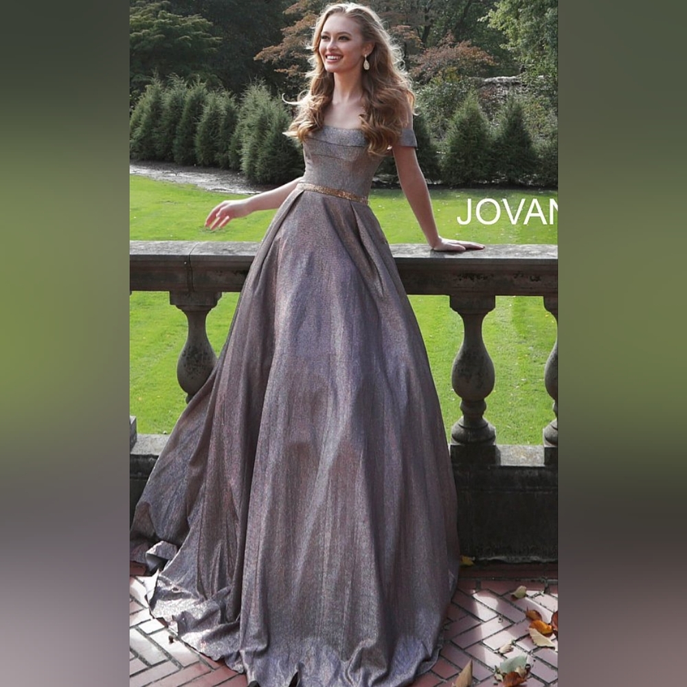 JOVANI Dusty Rose Gold Ball Gown w/ Metallic Belt Size 4